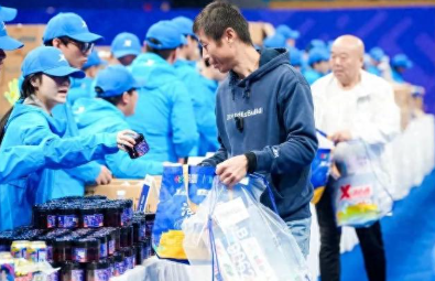 2025度小满西马双盛会启幕：马博会互动迭起 消费嘉年华燃动西安