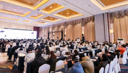 信也科技面向学术界分享观点：AI正在重塑金融服务