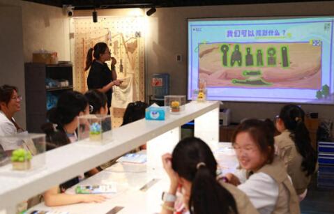 考古、制玉、铸青铜……货拉拉组织司机子女在四地开展研学